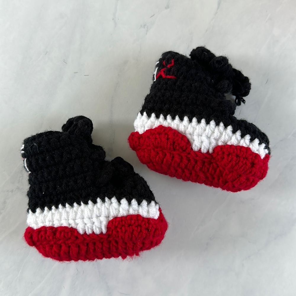 Knitted “Jordan” baby shoes